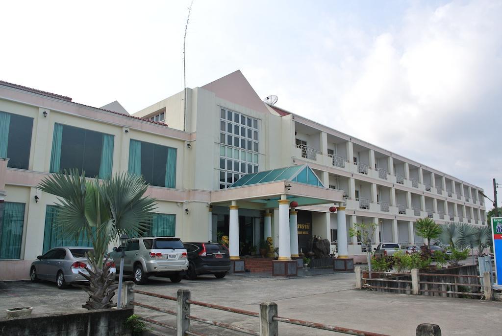 Chaikana Thani Hotel Phatthalung Bagian luar foto
