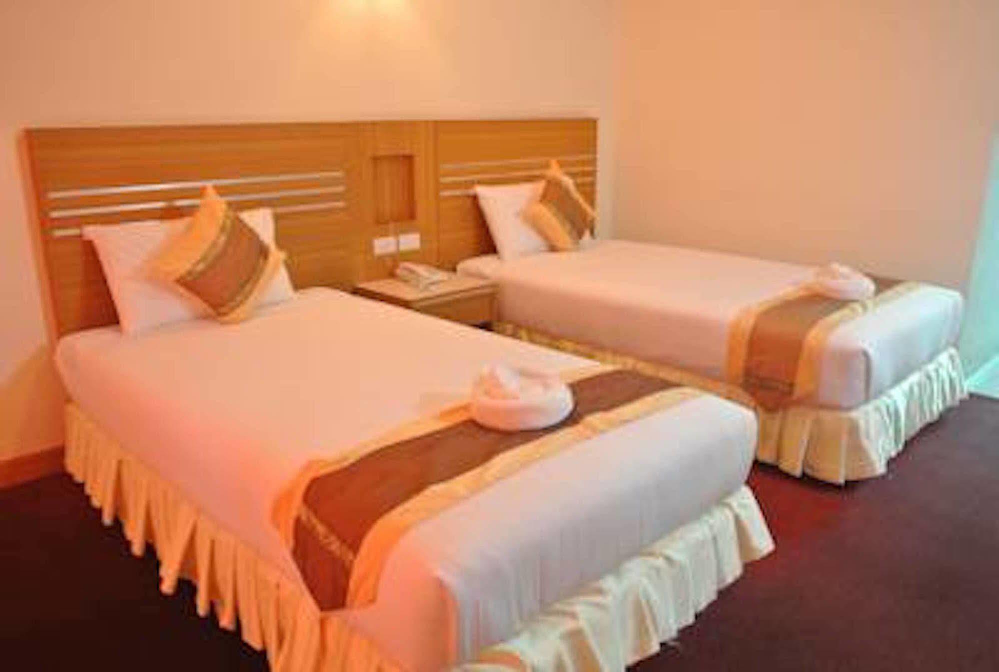 Chaikana Thani Hotel Phatthalung Bagian luar foto