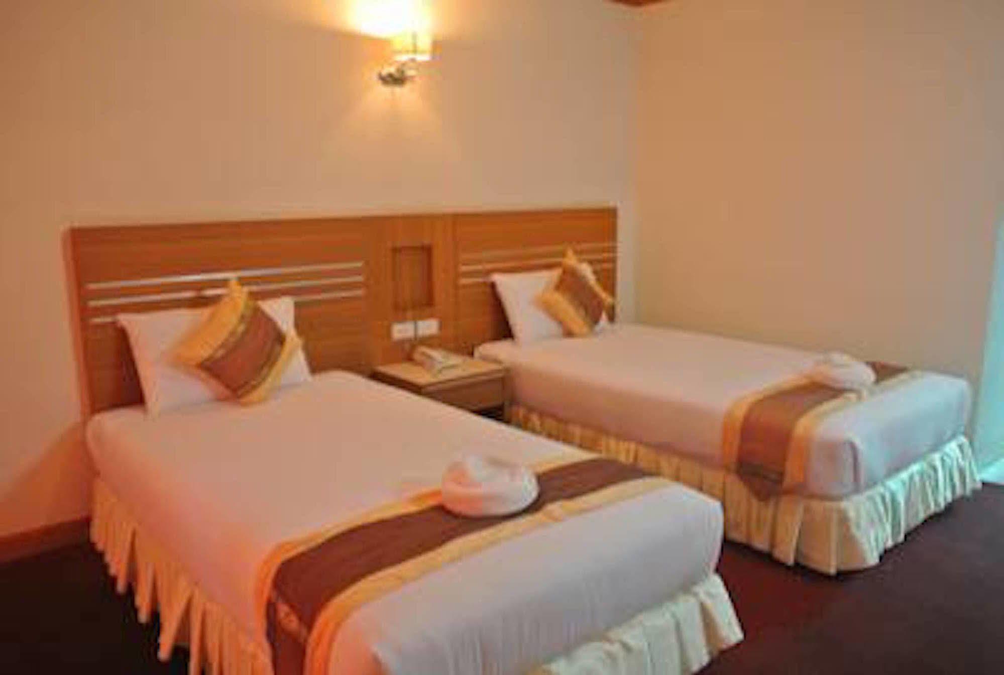 Chaikana Thani Hotel Phatthalung Bagian luar foto