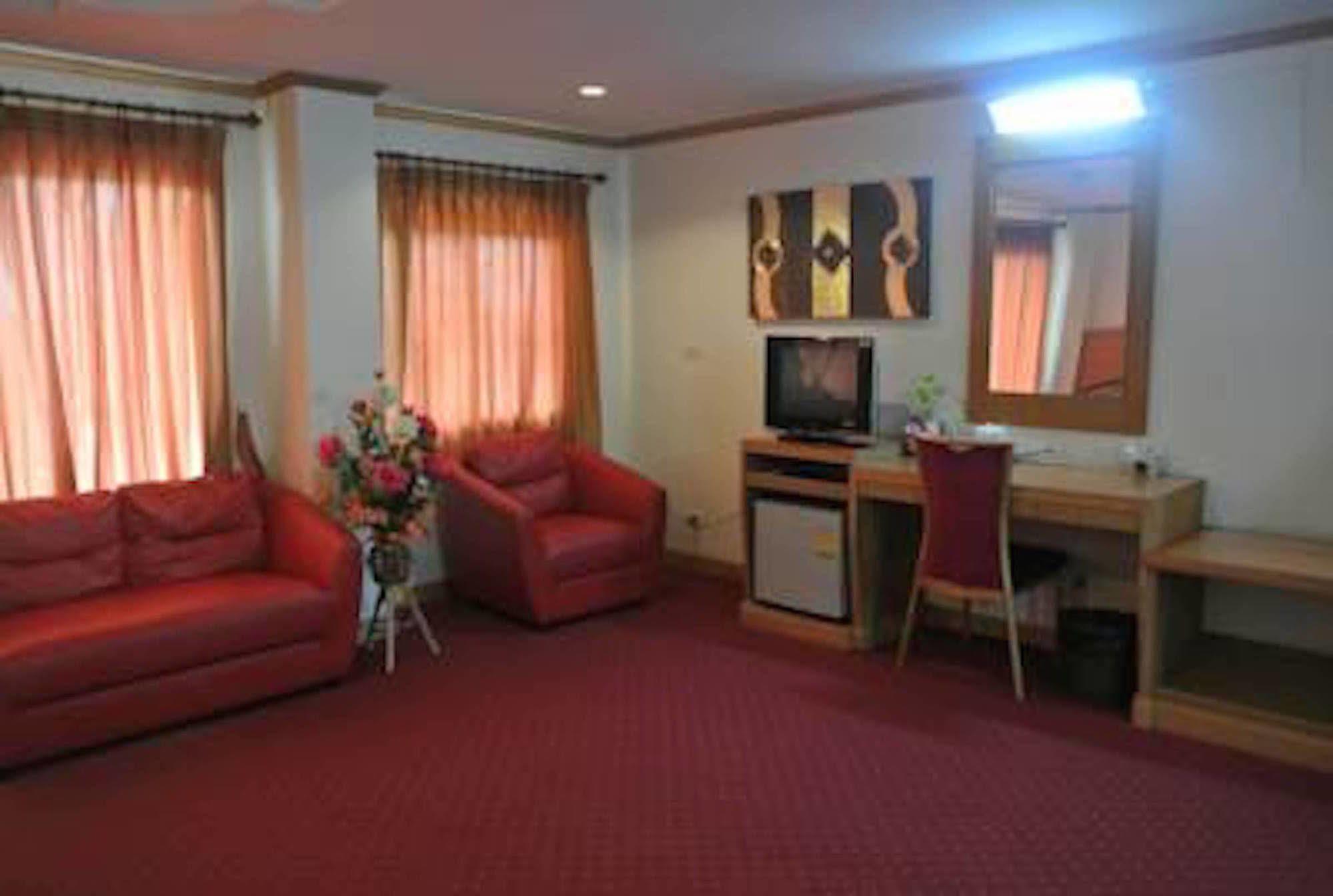 Chaikana Thani Hotel Phatthalung Bagian luar foto