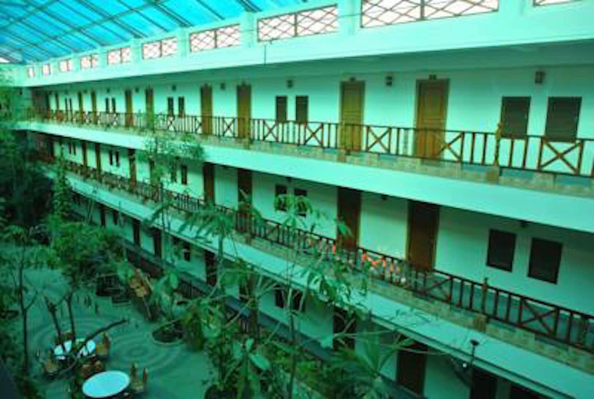 Chaikana Thani Hotel Phatthalung Bagian luar foto